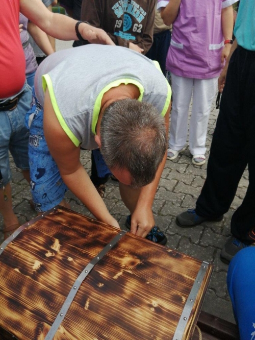 Cesta za pokladem