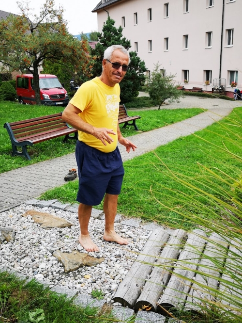 Kapela na zahradě