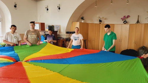 Cvičení v kulturní místnosti